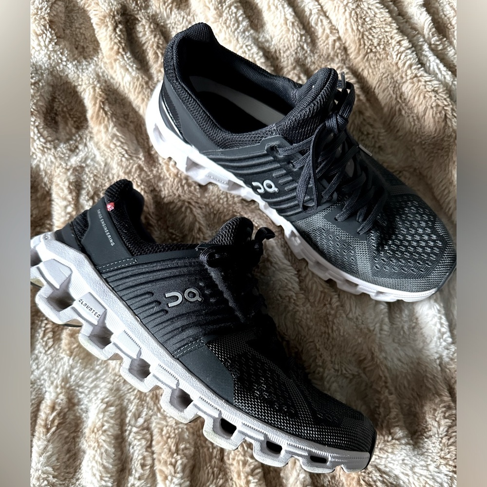 ON Cloudswift sz 8